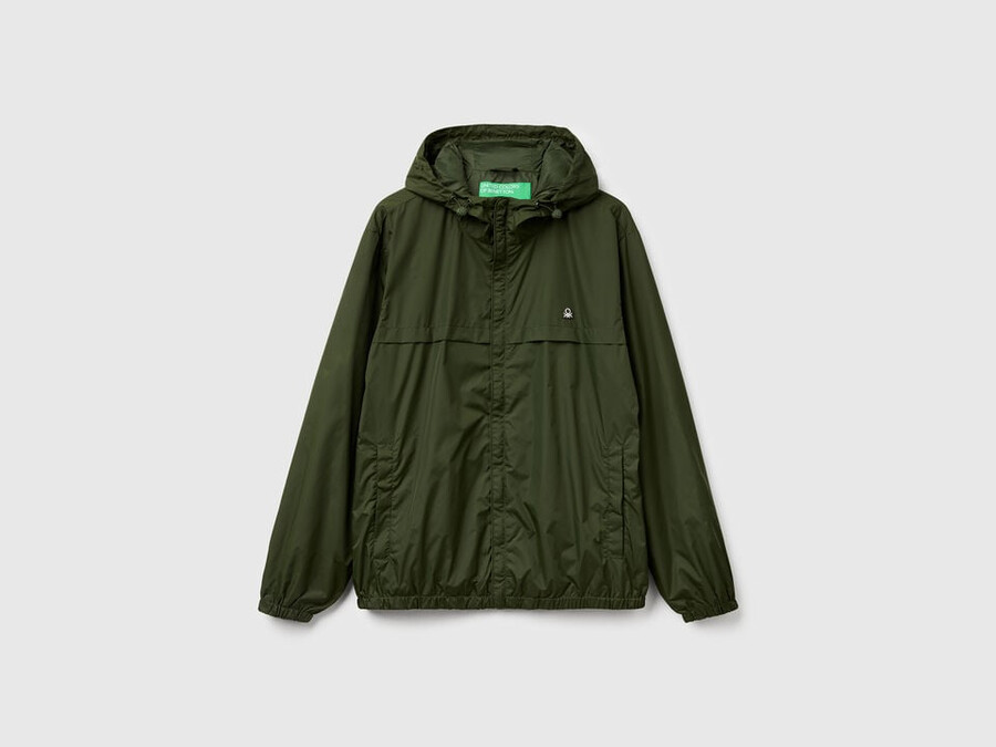 chaqueta rain defender con capucha