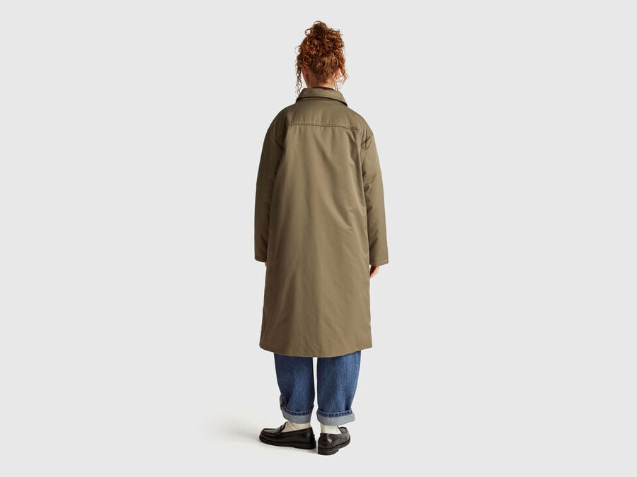 chaqueta larga con acolchado ligero