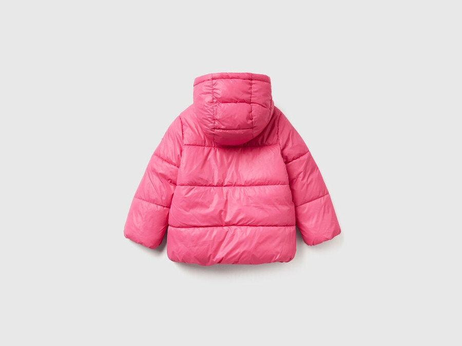 chaqueta de nailon con capucha