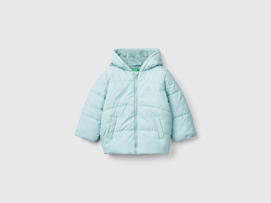 chaqueta acolchada con capucha