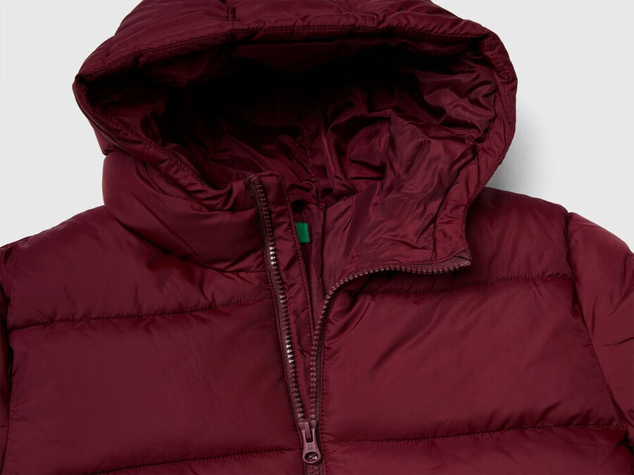 chaqueta acolchada con capucha