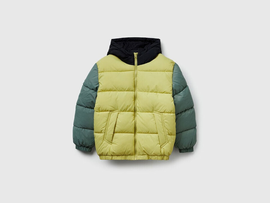 chaqueta acolchada con capucha