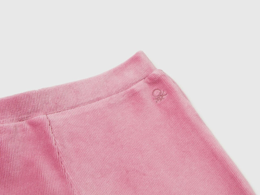 pantalones anchos de chenilla